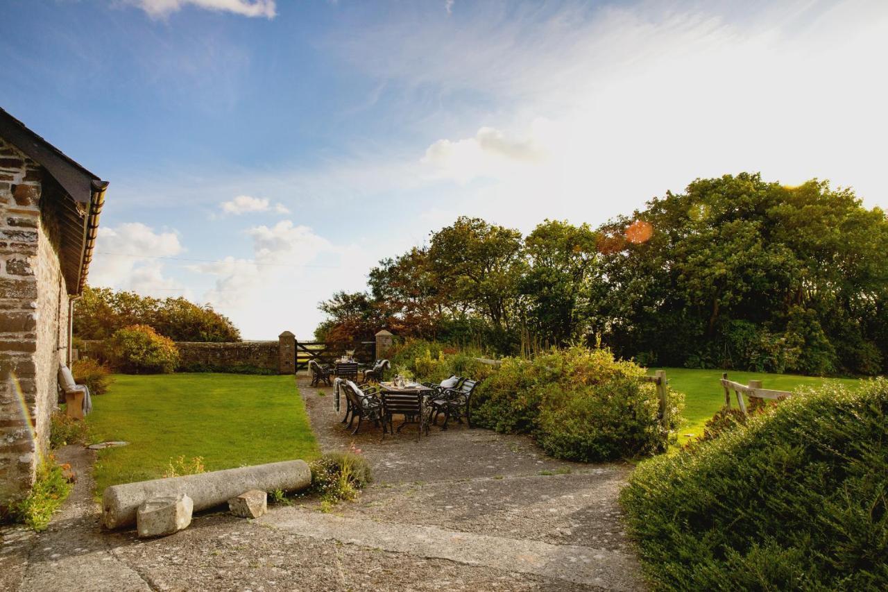 Downe Cottages Hartland Exterior foto
